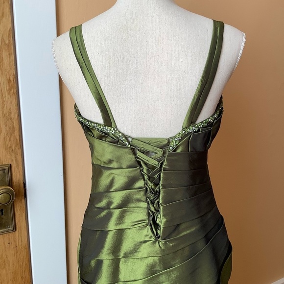 VINTAGE Green Ruched Sequin Evening Gown - Picture 8 of 16